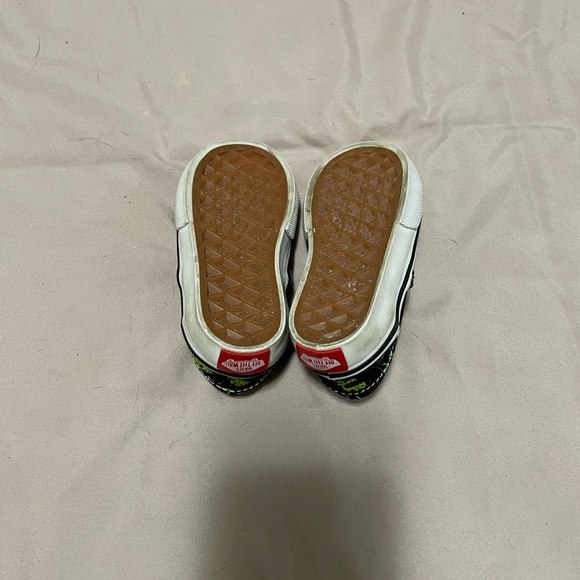 *SOLD*Vans Green Monster Baby Shoe - Picture 4 of 4